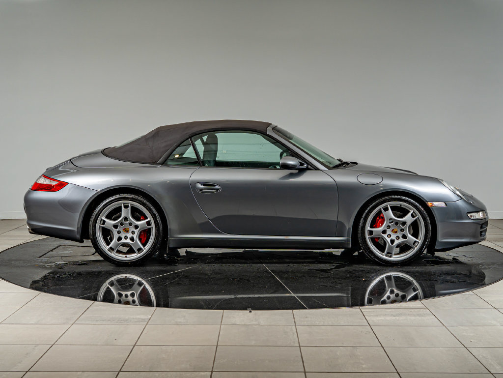 Used 2006 Porsche 911 Carrera S RWD image 9