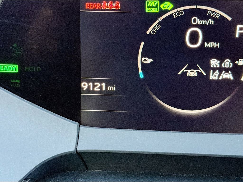 Used 2024 Toyota Prius Prime FWD image 12