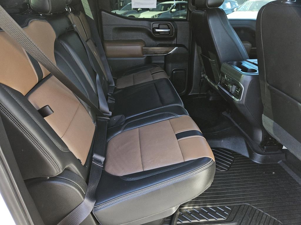 Certified 2020 Chevrolet Silverado 1500 High Country w/ Technology Package image 33