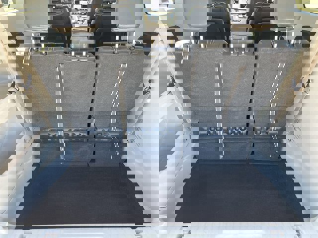 Used 2024 Chrysler Pacifica Touring-L image 26