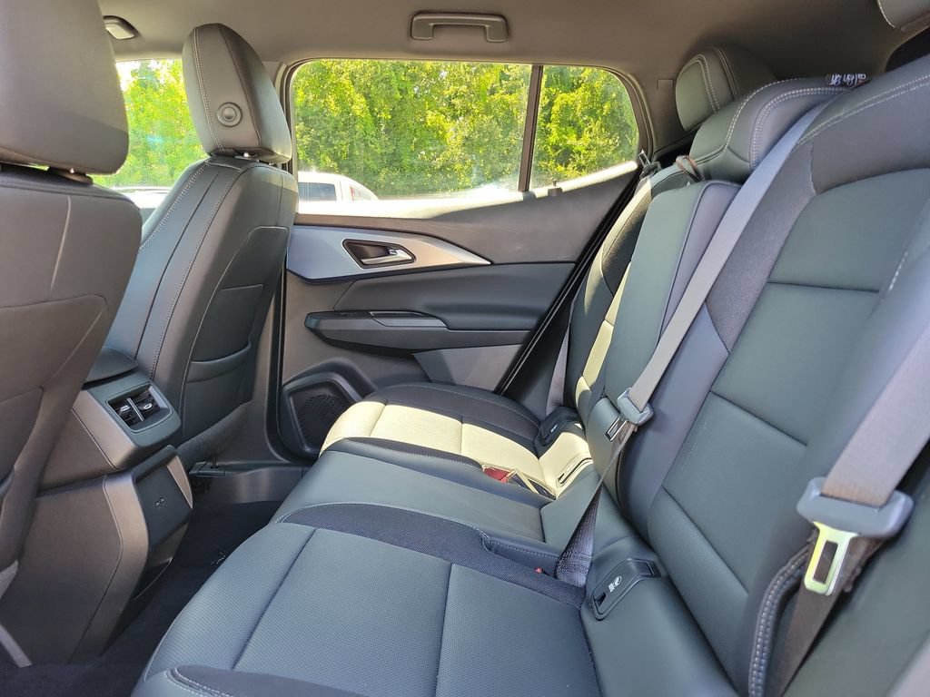 Used 2024 Chevrolet Equinox EV LT AWD/4WD image 16