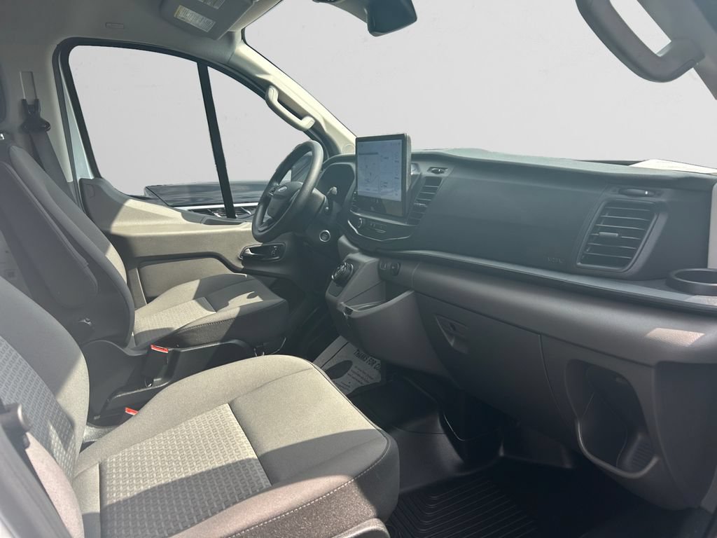 Used 2024 Ford E-Transit Low Roof RWD image 6