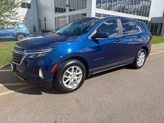 Used 2023 Chevrolet Equinox LT AWD/4WD image 1