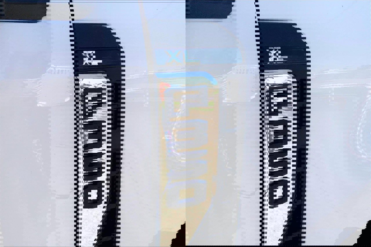 New 2025 Ford F350 XL image 5