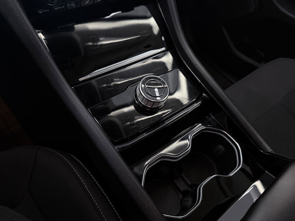 Used 2023 Jeep Grand Cherokee Laredo w/ Luxury Tech Group I image 54