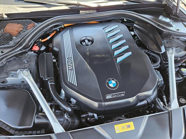 Used 2022 BMW 745e xDrive w/ M Sport Package AWD/4WD image 24