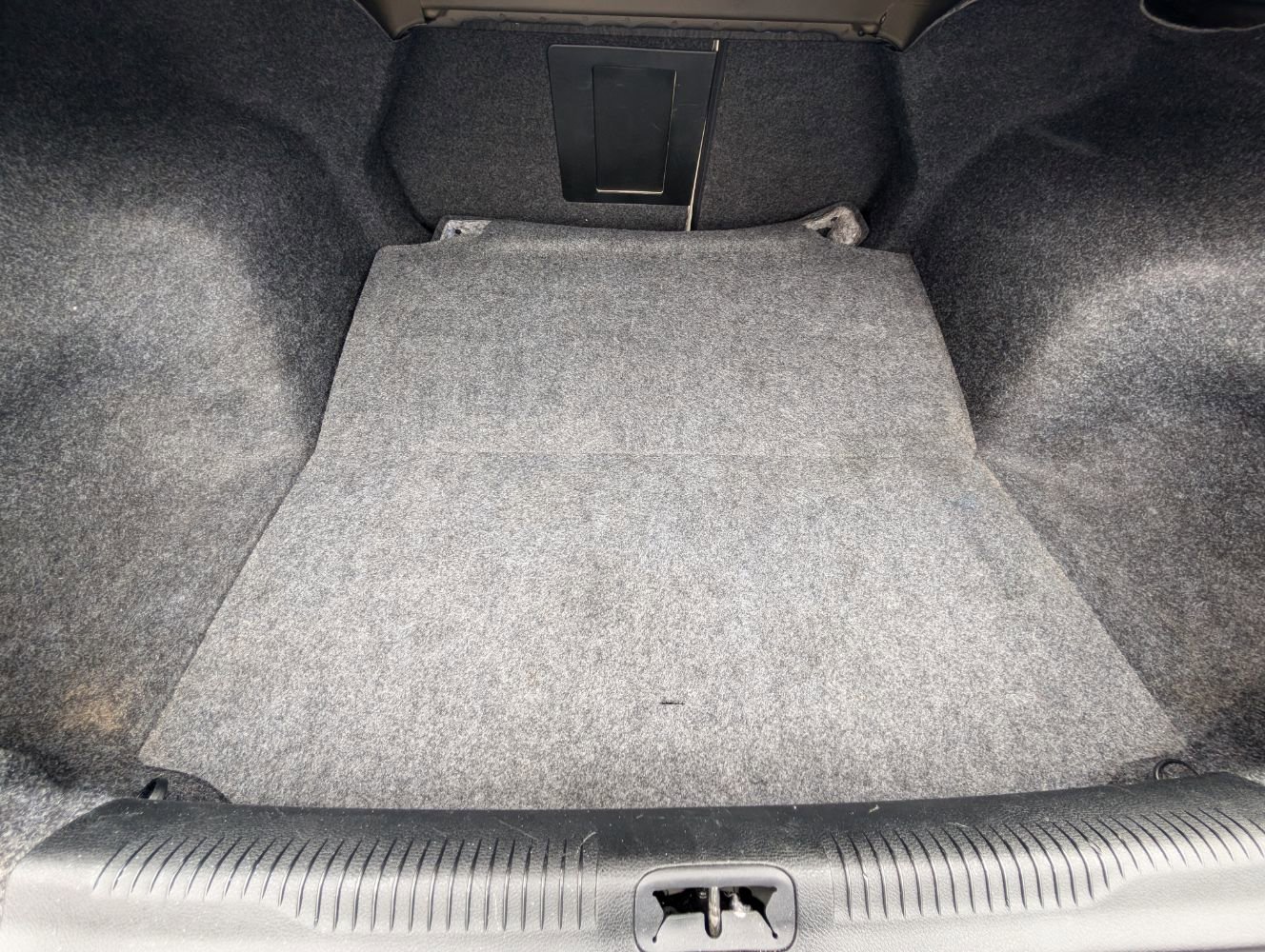 Used 2017 Chrysler 200 Limited Platinum FWD image 18