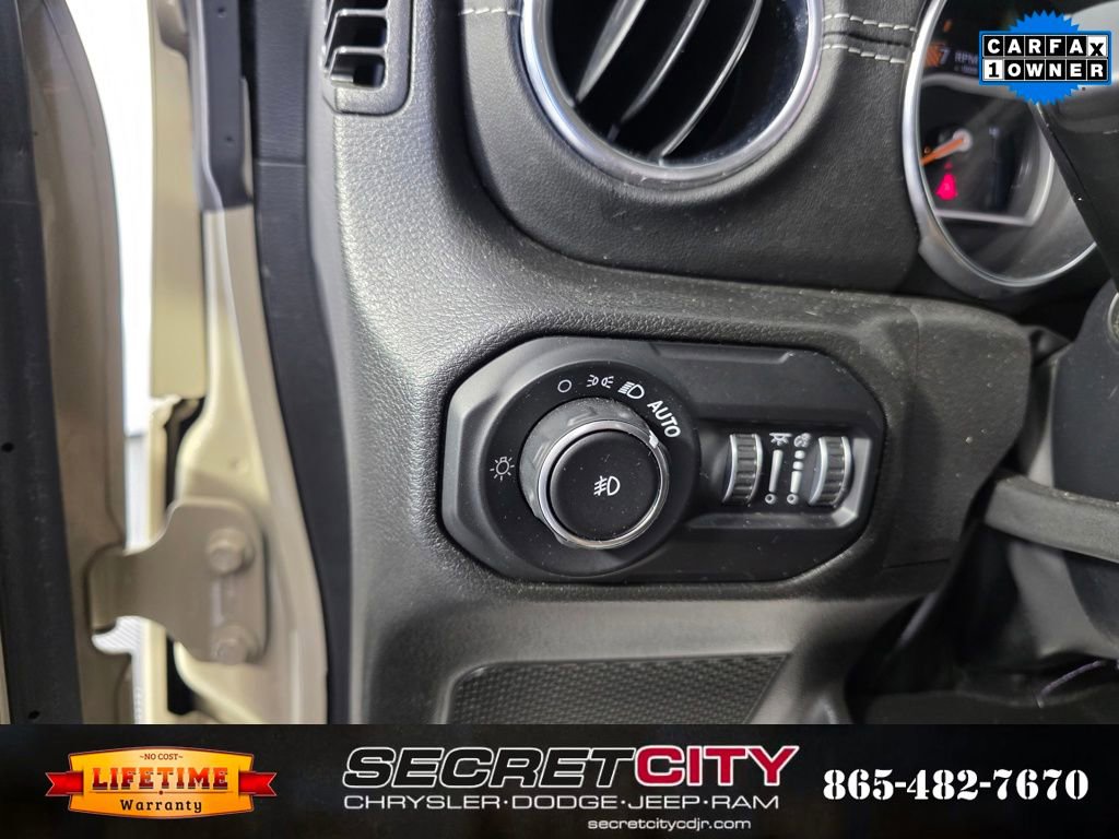 Used 2022 Jeep Wrangler Unlimited Sahara w/ LED Lighting Group image 14