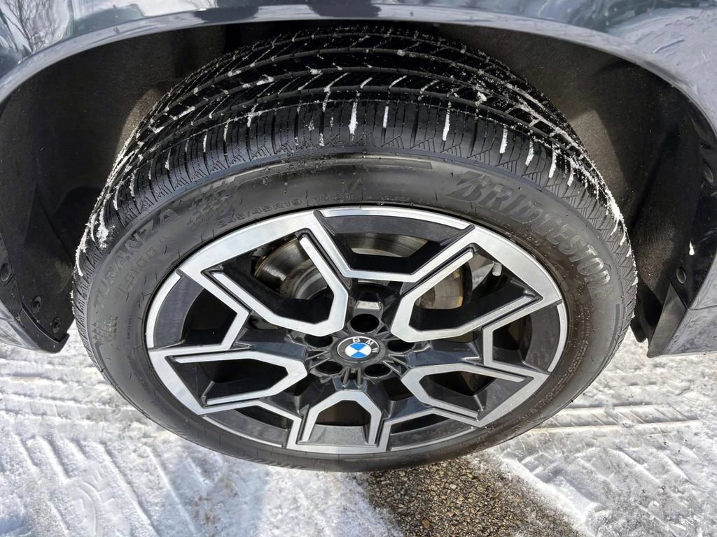 Certified 2025 BMW X1 xDrive28i w/ Premium Package image 10