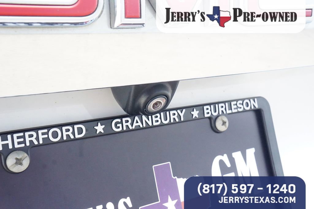 Used 2022 GMC Yukon XL SLE image 23