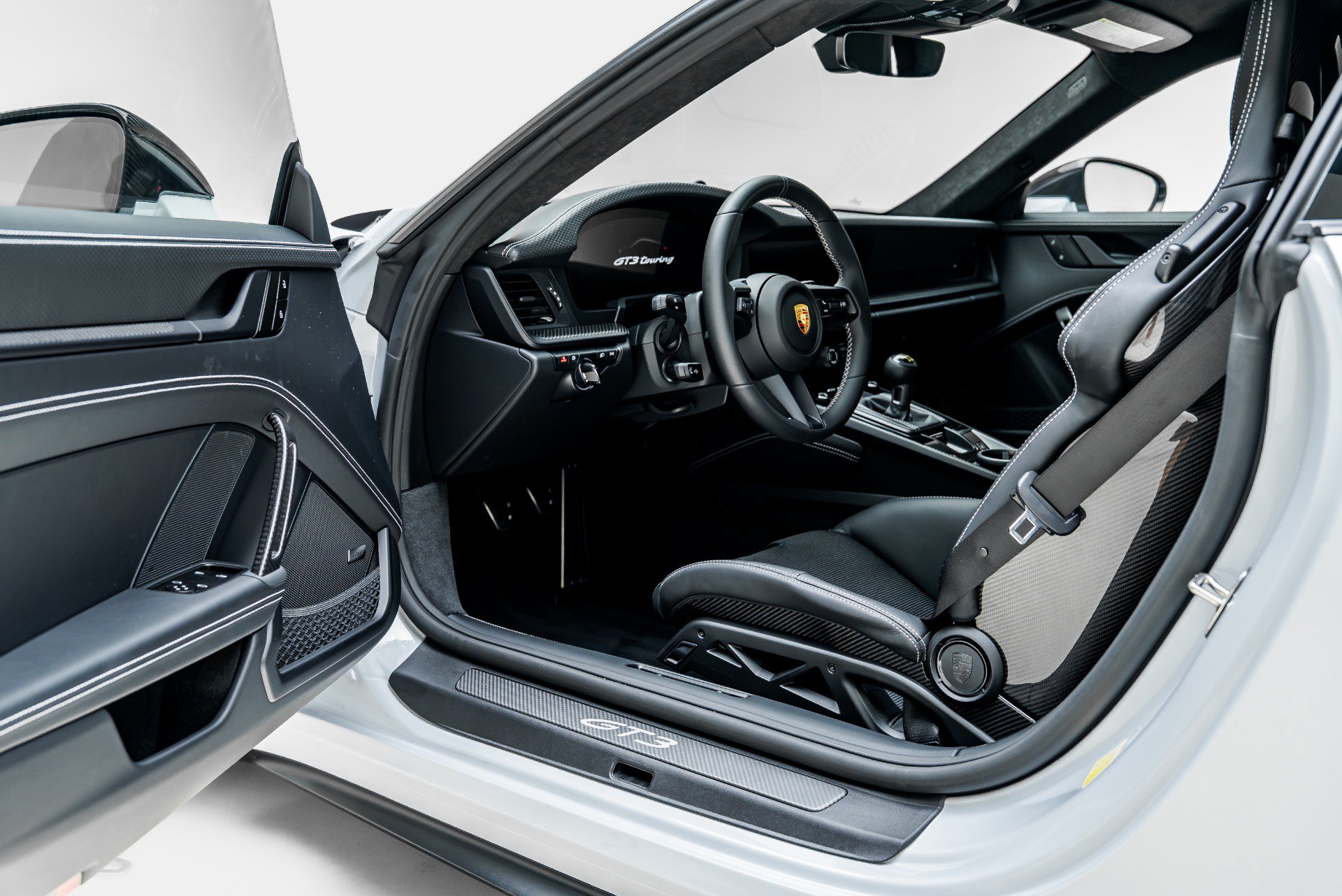 Used 2026 Porsche 911 GT3 RWD image 3