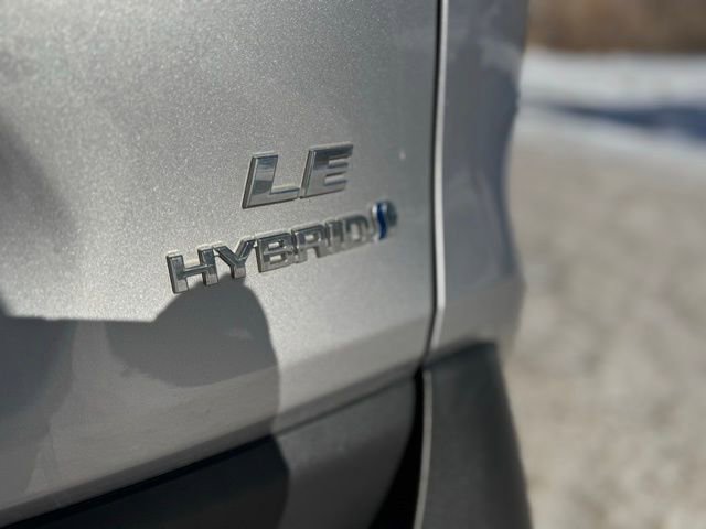 Certified 2019 Toyota RAV4 LE image 39