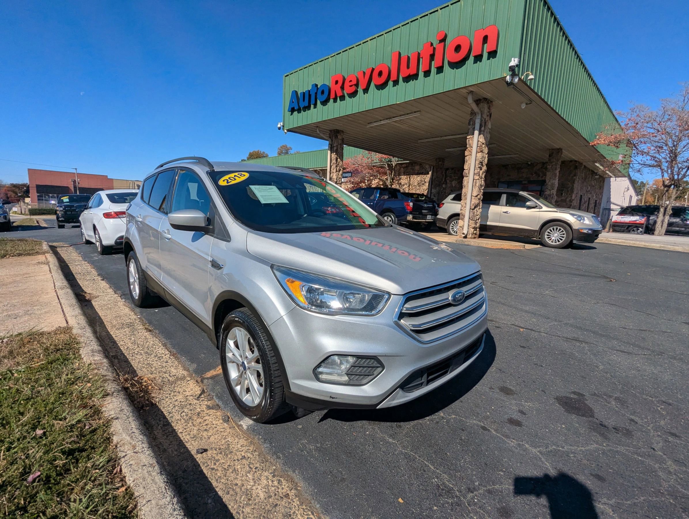 Used 2018 Ford Escape SE w/ Ford Safe & Smart Package