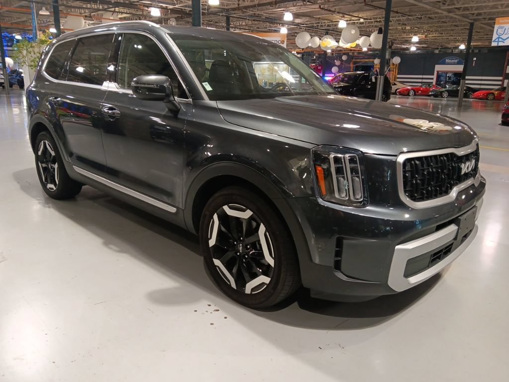 Used 2023 Kia Telluride EX