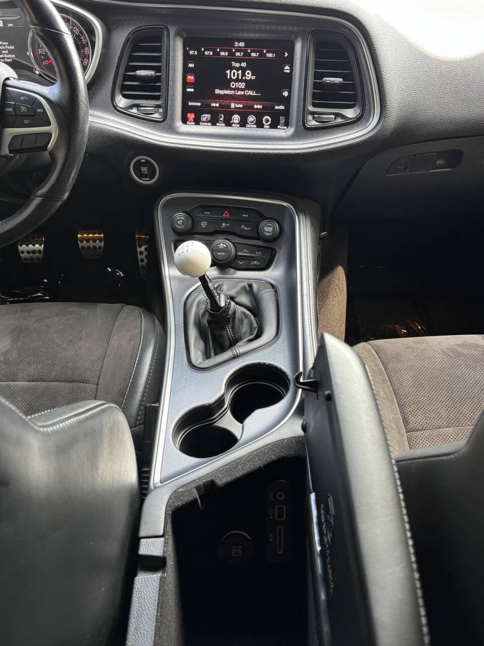 Used 2016 Dodge Challenger R/T Scat Pack RWD image 25