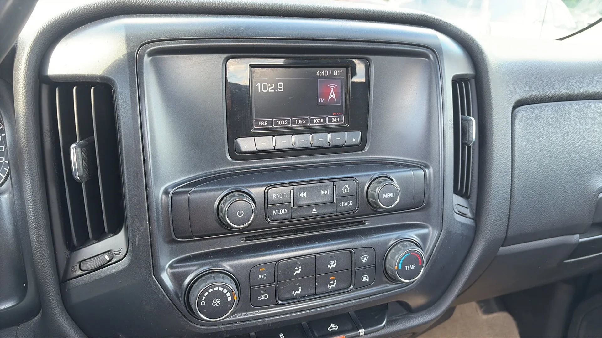 Used 2015 GMC Sierra 1500 2WD Regular Cab w/ Sierra Convenience Package image 32