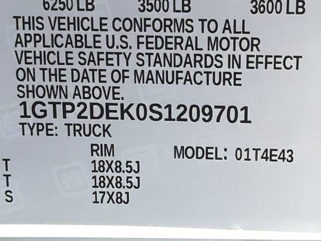 Used 2025 GMC Canyon AT4 w/ Technology Plus Package AWD/4WD image 33