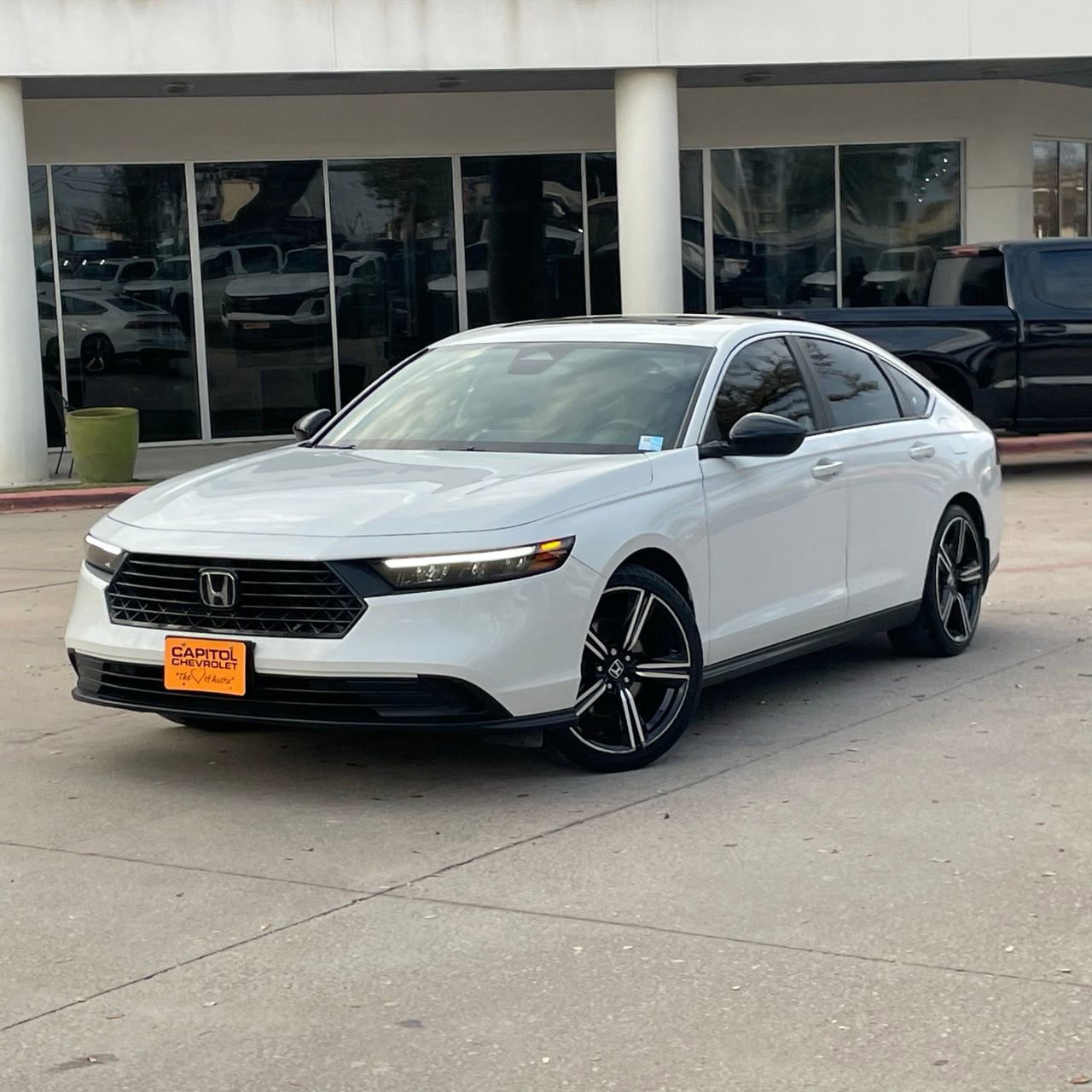 Used 2023 Honda Accord Sport image 10