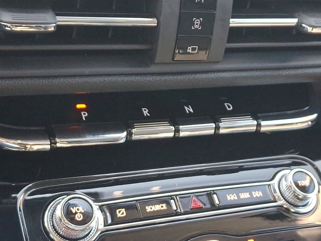 Used 2022 Lincoln Corsair AWD w/ Premium Package image 15