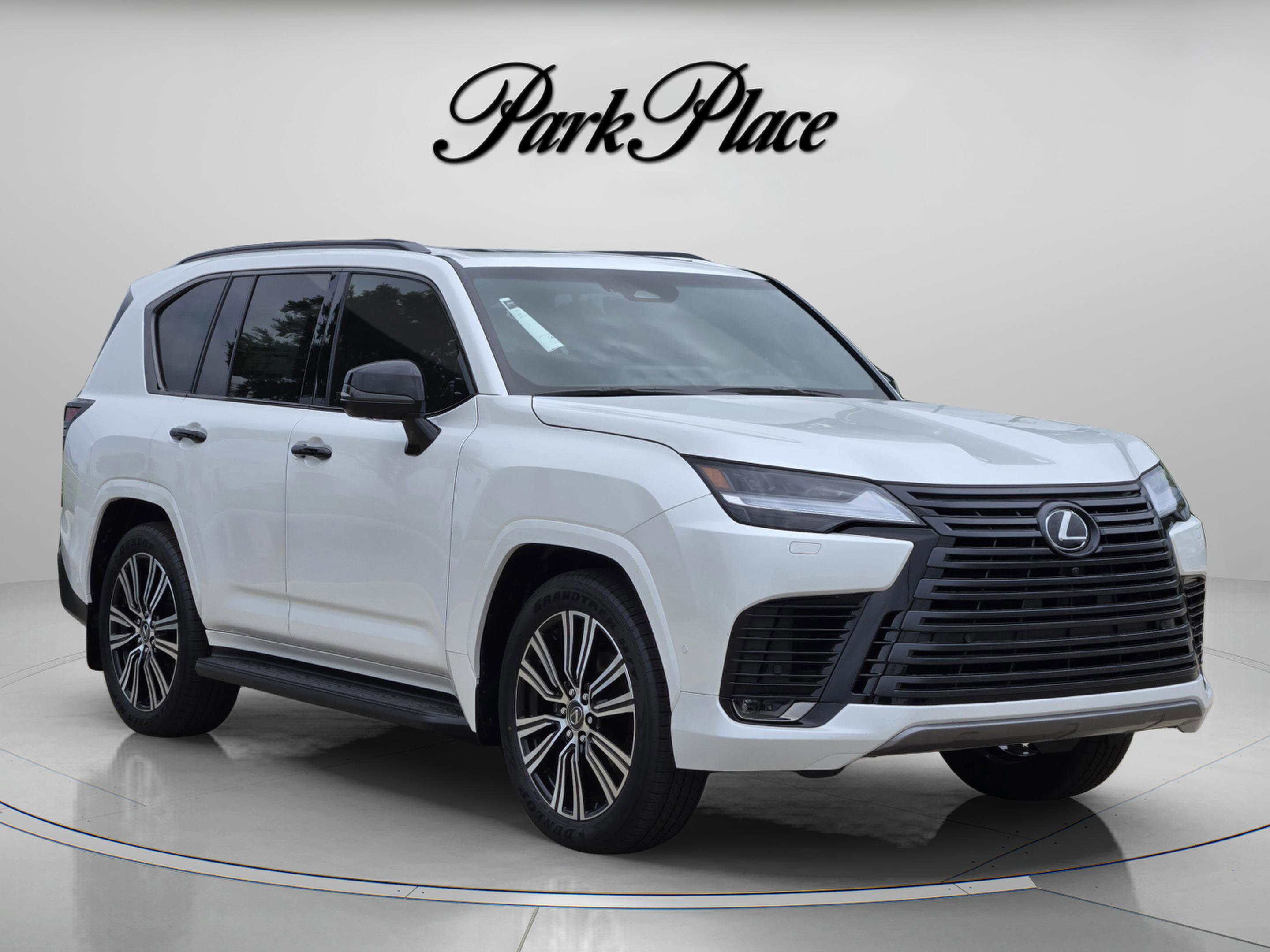 New 2026 Lexus LX 700h Luxury AWD/4WD image 4