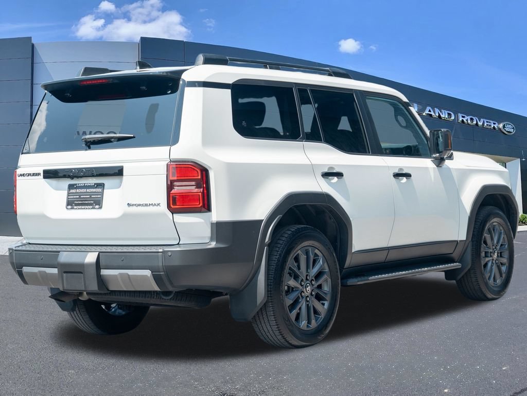 Used 2024 Toyota Land Cruiser w/ Premium Package AWD/4WD image 4