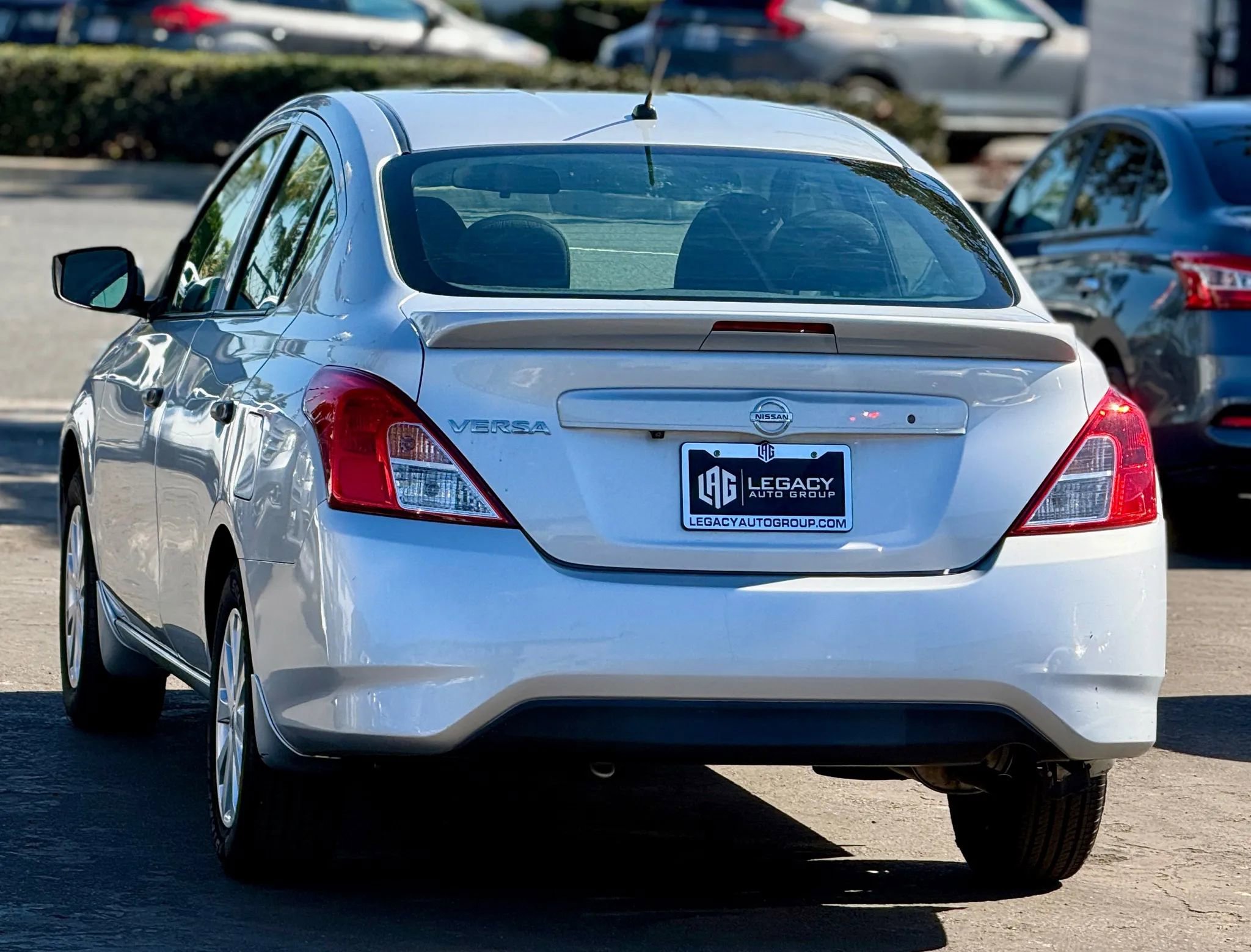 Used 2019 Nissan Versa S Plus image 4