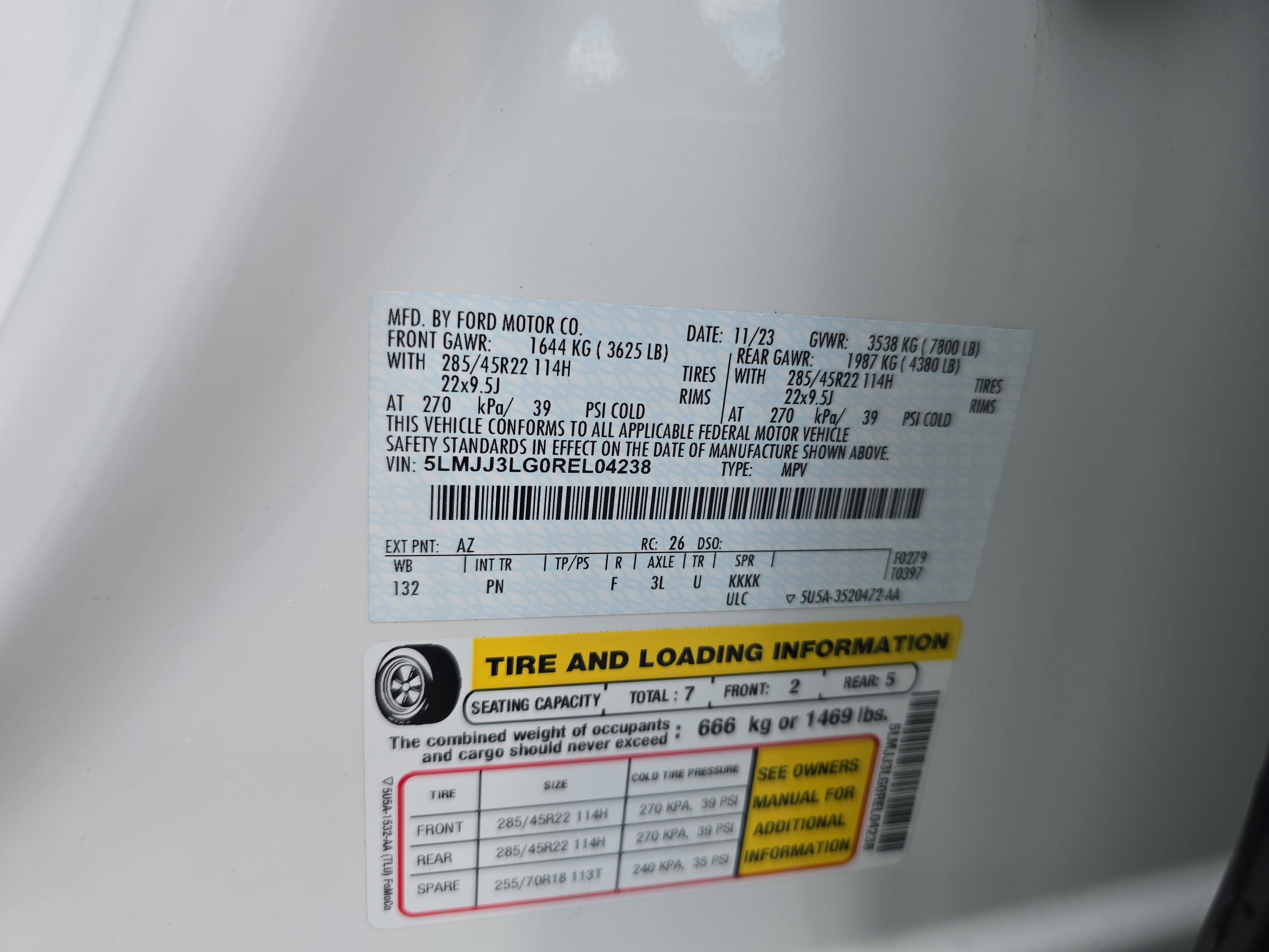 Certified 2024 Lincoln Navigator L Reserve AWD/4WD image 36