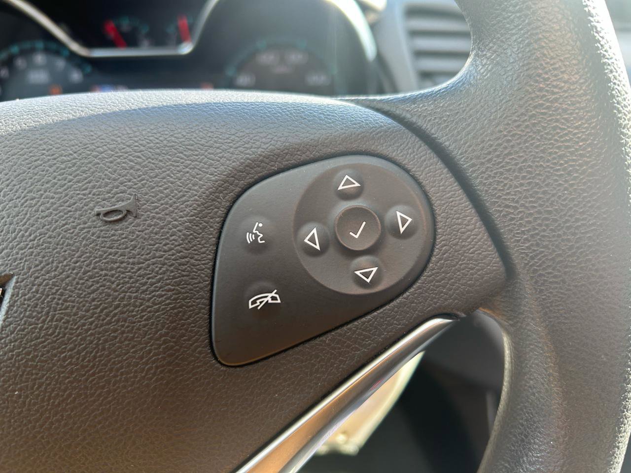 Used 2014 Chevrolet Impala LS FWD image 18