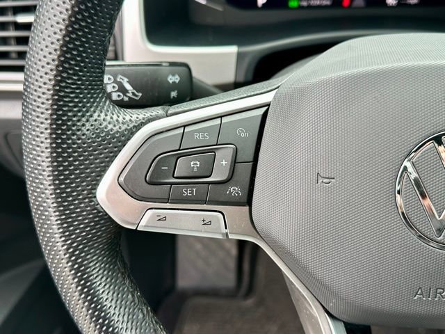 Used 2023 Volkswagen Atlas Cross Sport SEL Premium R-Line image 36