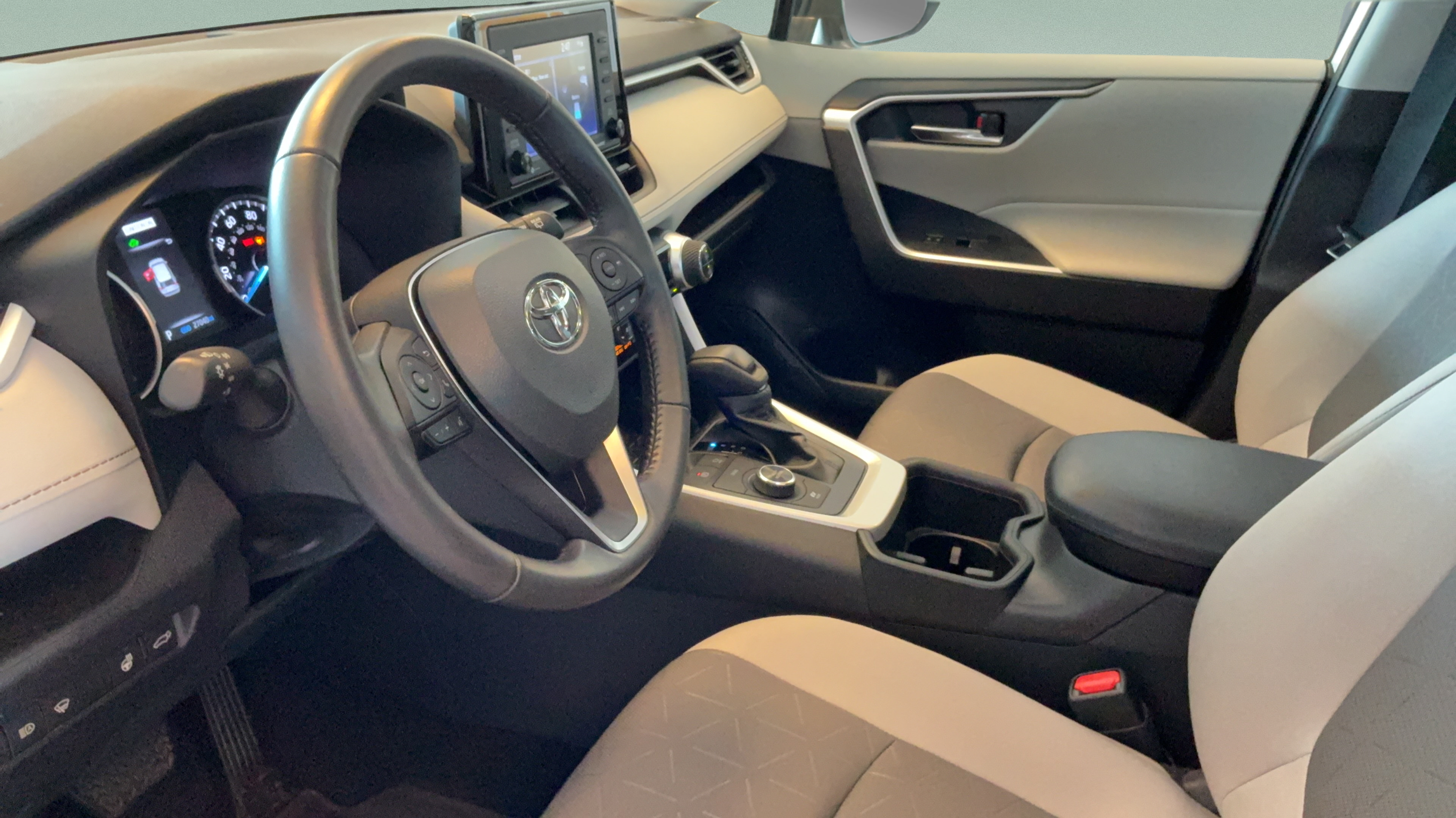 Used 2022 Toyota RAV4 XLE w/ Convenience Package AWD/4WD image 18
