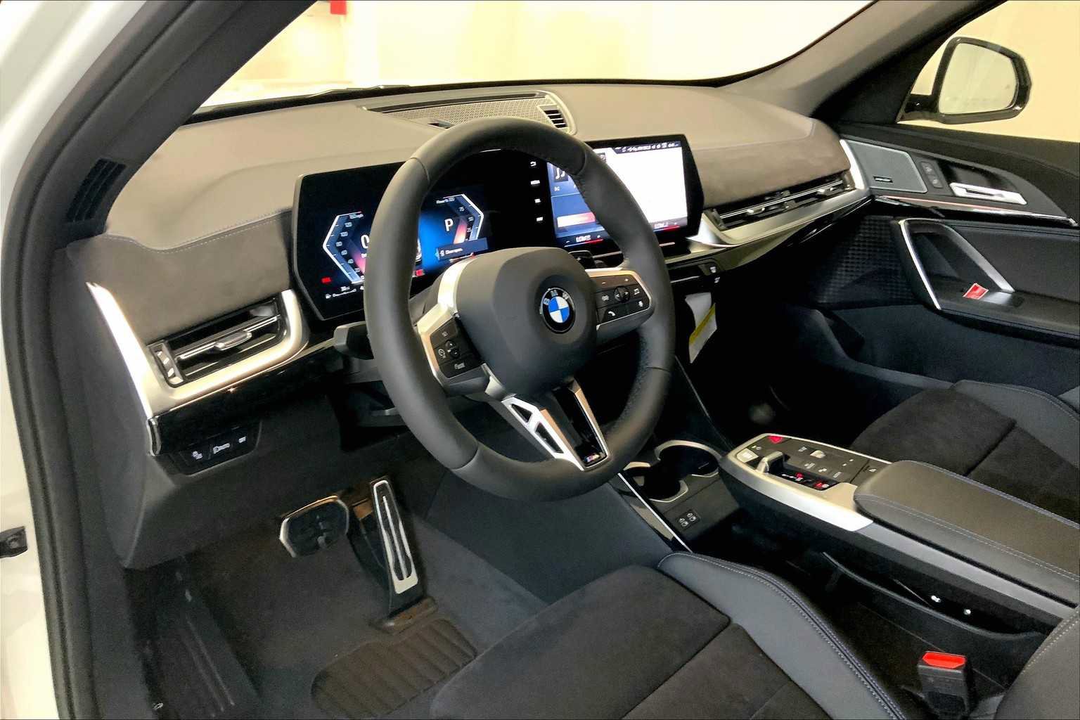 New 2026 BMW X1 xDrive28i w/ M Sport Package image 8