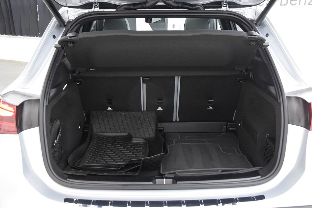 Certified 2026 Mercedes-Benz GLA 250 image 31