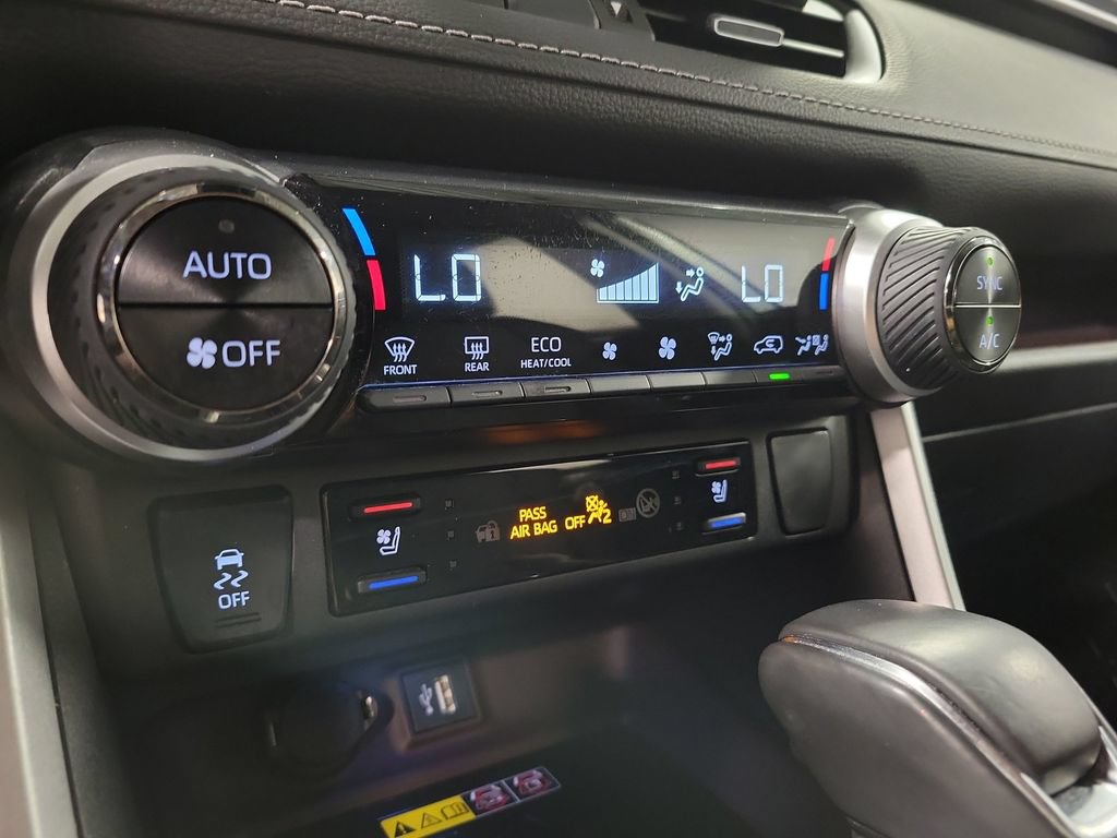 Used 2023 Toyota RAV4 Limited AWD/4WD image 19