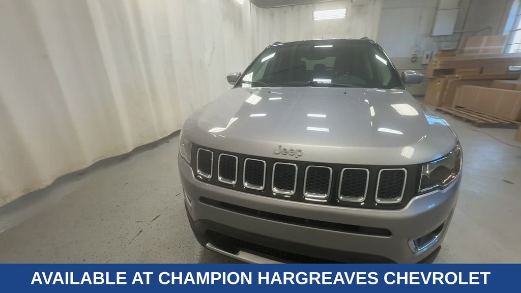 Used 2018 Jeep Compass Limited AWD/4WD image 3