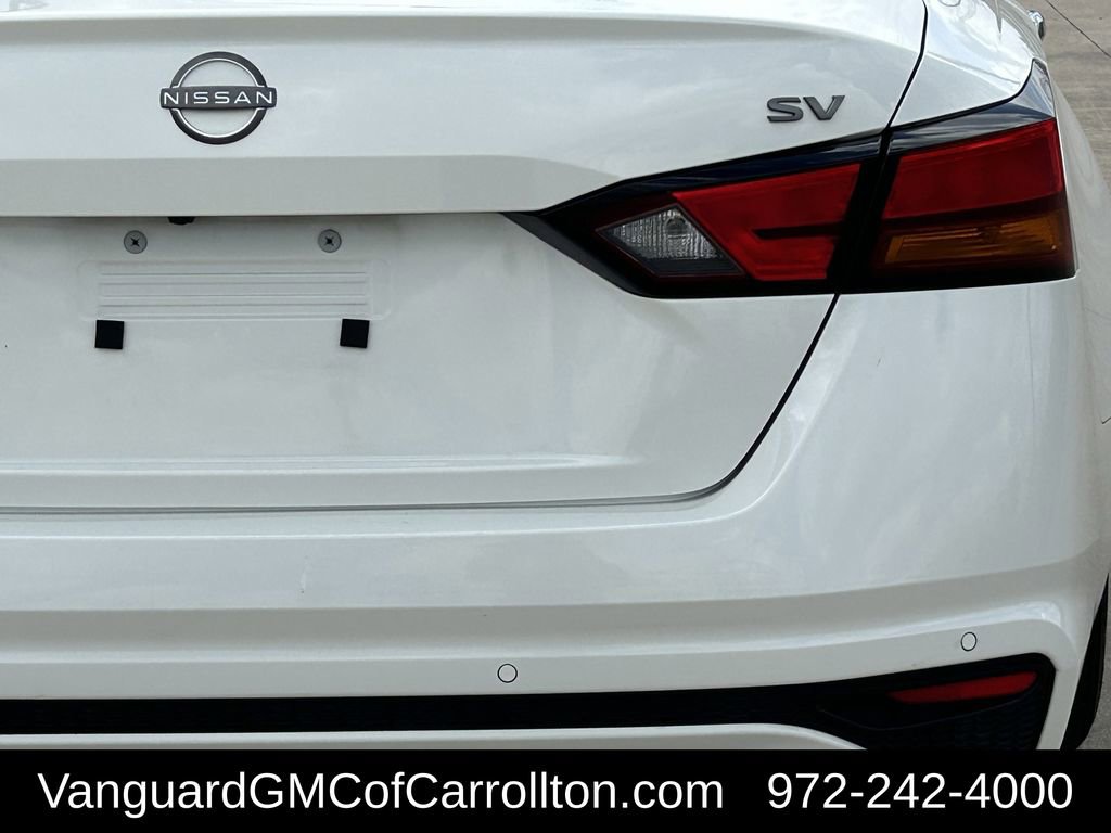 Used 2024 Nissan Altima 2.5 SV image 8