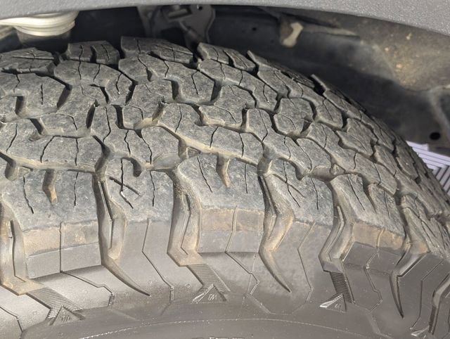 Used 2024 Ford Bronco Badlands AWD/4WD image 9