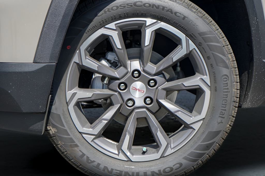 New 2026 GMC Terrain Elevation image 2
