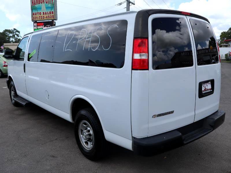Used 2022 Chevrolet Express 3500 LS image 3