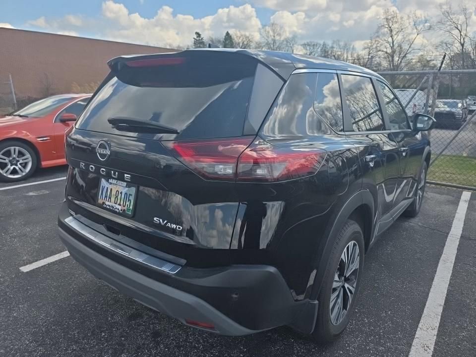 Certified 2023 Nissan Rogue SV image 4