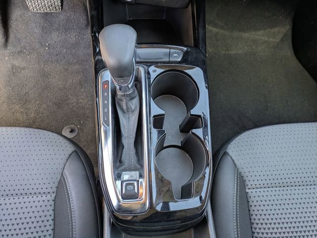 Used 2025 Chevrolet Trax LT w/ LT Convenience Package FWD image 27