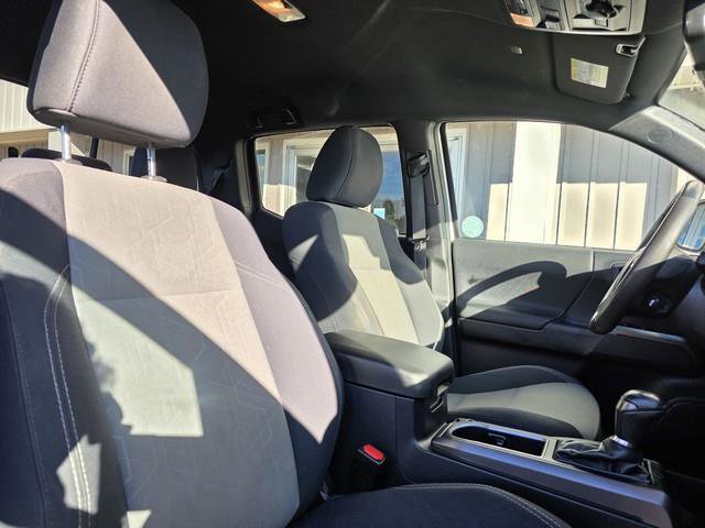 Used 2021 Toyota Tacoma TRD Off-Road image 27