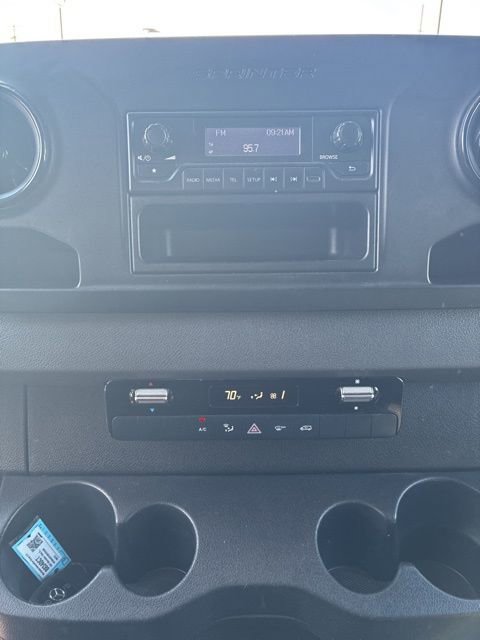 Used 2021 Mercedes-Benz Sprinter 2500 image 15