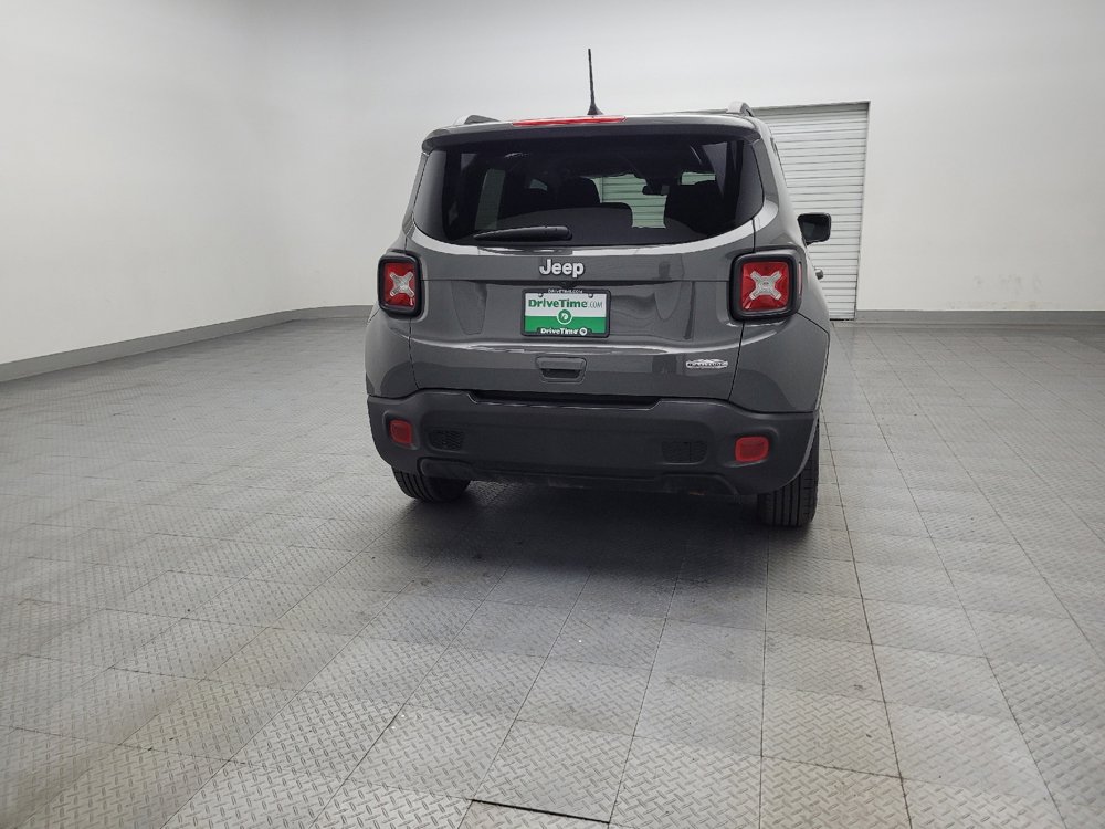 Used 2021 Jeep Renegade Latitude image 7