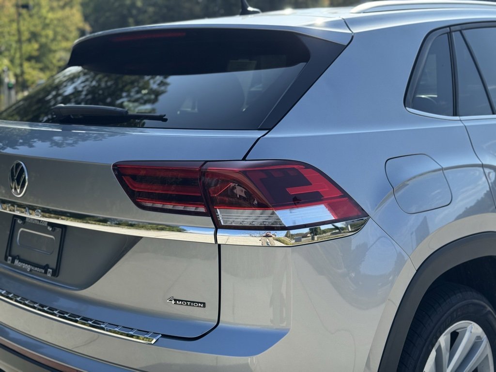 Used 2023 Volkswagen Atlas Cross Sport SE image 9