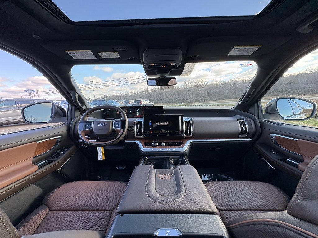 New 2025 Ford Expedition King Ranch image 30