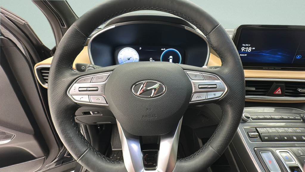 Used 2023 Hyundai Santa Fe Calligraphy w/ Winter Weather Package AWD/4WD image 17