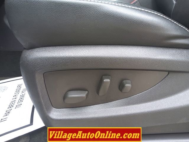 Used 2016 Chevrolet Tahoe LTZ AWD/4WD image 17