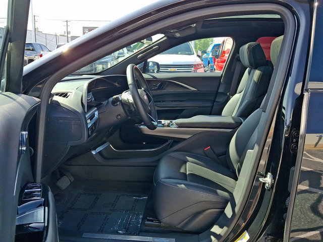 Certified 2024 Cadillac Lyriq Luxury AWD/4WD image 14