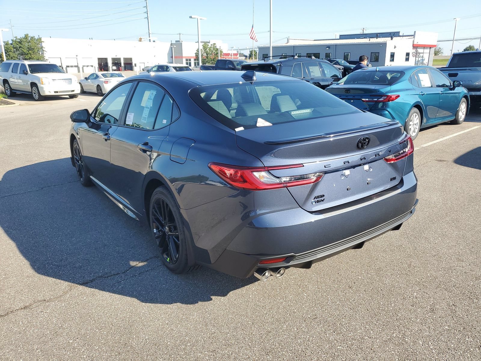 New 2026 Toyota Camry SE AWD/4WD image 3