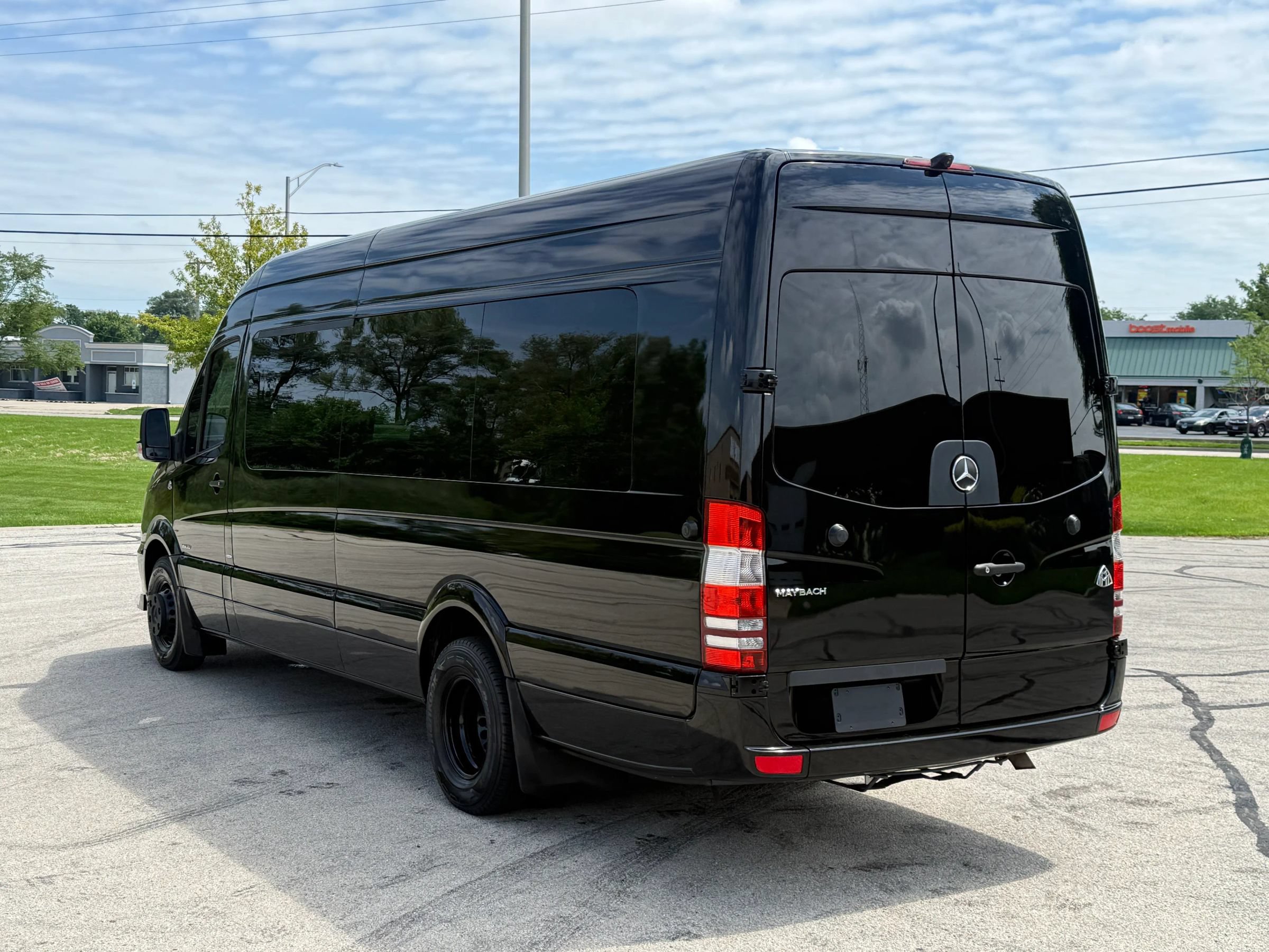 Used 2015 Mercedes-Benz Sprinter 3500 w/ Window Fleet Package image 5